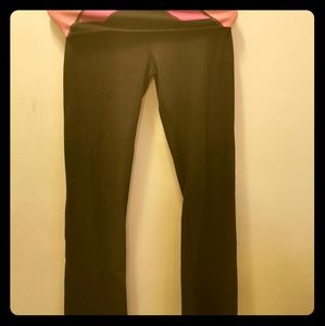 Lululemon yoga pants